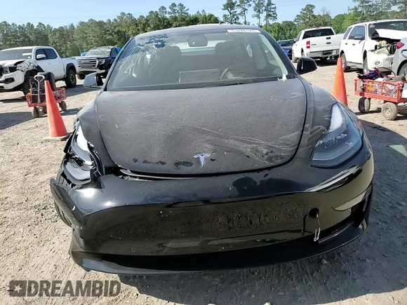 2022 Tesla Model 3 z VIN 5YJ3E1EA8NF147598, wystawiony jako Copart lot #53286125 z przebiegiem Nie podano mil oraz Szkoda całkowita • Salvage title. Historia ofert i sprzedaży dostępna na DreamBid. Obrazek 10.