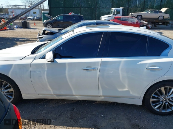 2019 Infiniti Q50 Luxe with VIN JN1EV7AR5KM594323, listed as a IAAI auction lot 42011023 with 68,235 mi miles and . Bid and sale history available at DreamBid. Image 14.