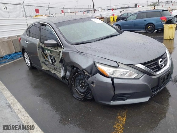 2018 Nissan Altima 2.5 SL with VIN 1N4AL3APXJC110505, listed as a IAAI auction lot 41586879 with 125,492 mi miles. Bid and sale history available at carsss.com. Image 1.