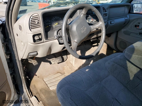 1998 Chevrolet C/K 1500 with VIN 2GCEK19R1W1276546, listed as a Copart auction lot 46875255 with 128,532 mi miles and Salvage Title. Bid and sale history available at carsss.com. Image 8.