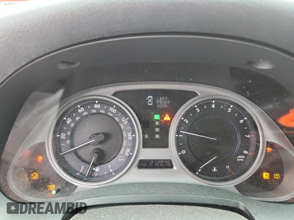 2008 Lexus IS 250 with VIN JTHCK262882023813, listed as a Copart auction lot 64862525 with 212,075 mi miles and Clean title. Bid and sale history available at DreamBid. Image 9.