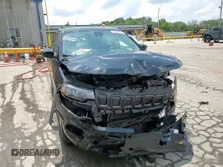 2022 Jeep Compass Sport with VIN 3C4NJDAB6NT221123, listed as a Copart auction lot 61963685 with 32,764 mi miles and Salvage title. Bid and sale history available at DreamBid. Image 14.