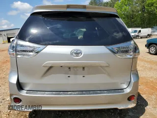 2020 Toyota Sienna SE with VIN 5TDXZ3DC8LS059454, listed as a Copart auction lot 51677934 with 31,414 mi miles and Salvage Title. Bid and sale history available at carsss.com. Image 6.