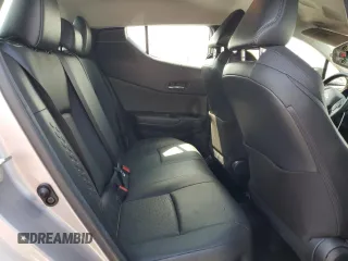 2020 Toyota C-HR LE z VIN JTNKHMBX5L1090324, wystawiony jako Copart lot #55986685 z przebiegiem 46 063 mil mil oraz Szkoda całkowita • Salvage title. Historia ofert i sprzedaży dostępna na DreamBid. Obrazek 10.