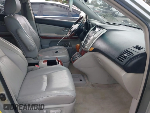 2005 Lexus RX 330 with VIN JTJGA31UX50053808, listed as a IAAI auction lot 42130220 with 187,292 mi miles. Bid and sale history available at carsss.com. Image 5.