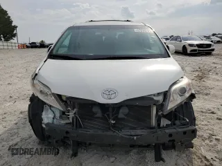 2016 Toyota Sienna XLE with VIN 5TDYK3DC3GS730639, listed as a Copart auction lot 57379935 with 105,323 mi miles and Salvage title. Bid and sale history available at DreamBid. Image 5.