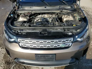 2017 Land Rover Discovery HSE Luxury with VIN SALRHBBV1HA029672, listed as a Copart auction lot 48317195 with 100,363 mi miles and Clean Title. Bid and sale history available at DreamBid. Image 12.