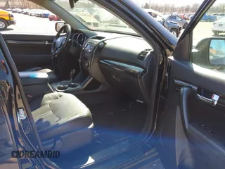 2011 Kia Sorento EX with VIN 5XYKUDA26BG001235, listed as a IAAI auction lot 41754357 with 131,321 mi miles. Bid and sale history available at carsss.com. Image 5.