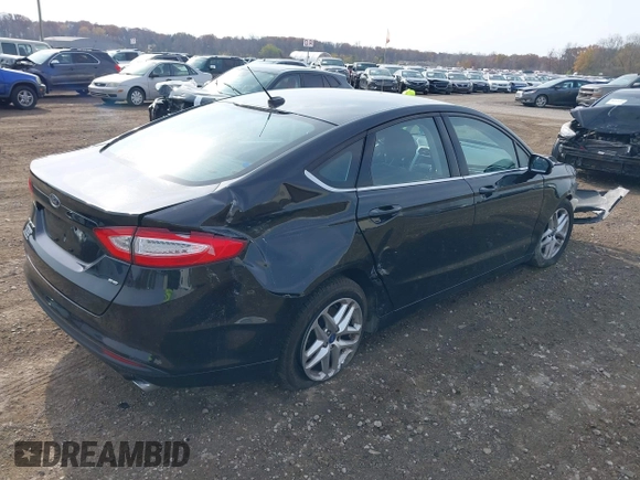 2014 Ford Fusion SE with VIN 3FA6P0H72ER100315, listed as a IAAI auction lot 40735531 with 139,646 mi miles. Bid and sale history available at carsss.com. Image 4.