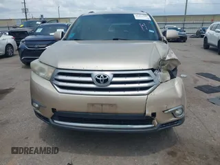2011 Toyota Highlander Limited с VIN 5TDYK3EH7BS036510, выставлен на аукционе IAAI как лот 42457710 с пробегом 150 045 миль миль и . История ставок и продаж доступна на DreamBid. Изображение 12.