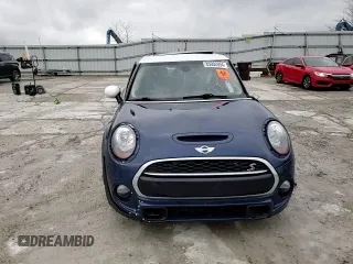 2017 MINI Hardtop 4 Door Cooper S z VIN WMWXU3C58H2D31839, wystawiony jako Copart lot #85902094 z przebiegiem Nie podano mil oraz Nie do naprawy • Non repairable. Historia ofert i sprzedaży dostępna na DreamBid. Obrazek 10.
