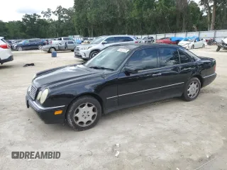 1999 Mercedes-Benz E 320 z VIN WDBJF65H4XA857249, wystawiony jako Copart lot #59337225 z przebiegiem 149 953 mil mil oraz Szkoda całkowita • Salvage title. Historia ofert i sprzedaży dostępna na DreamBid. Obrazek 1.