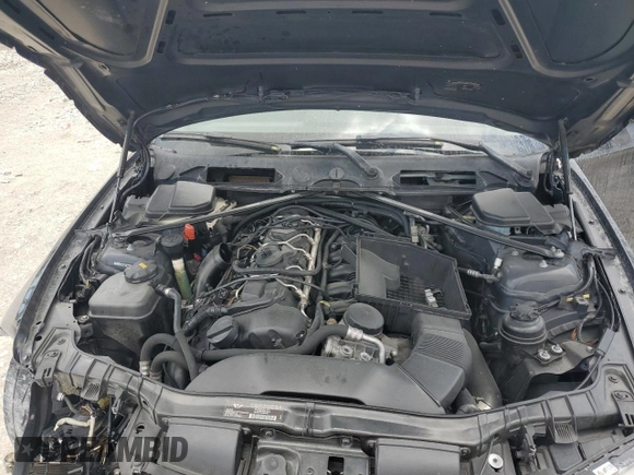 2012 BMW 1 Series 135i with VIN WBAUC9C5XCVM12807, listed as a Copart auction lot 61680225 with 117,314 mi miles and Salvage title. Bid and sale history available at DreamBid. Image 11.