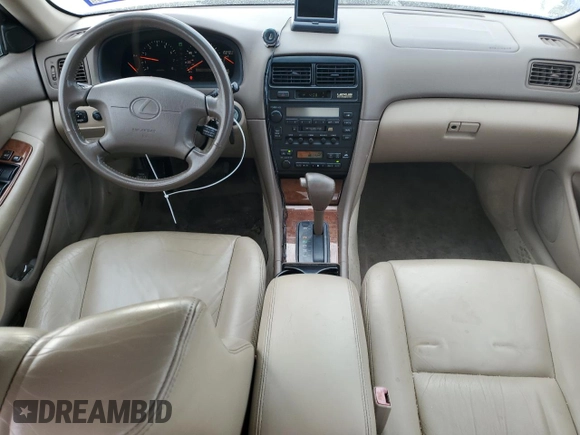1998 Lexus ES 300 Luxury Sport Sdn with VIN JT8BF28G1W5045513, listed as a Copart auction lot 83194274 with 153,763 mi miles and Salvage Title. Bid and sale history available at carsss.com. Image 8.