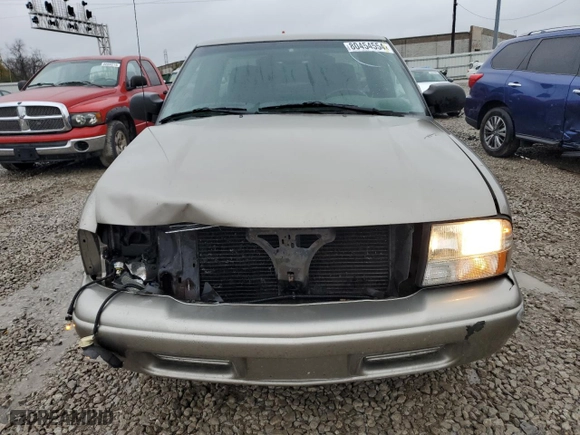 2002 GMC Sonoma SLS with VIN 1GTCS19W528206102, listed as a Copart auction lot 80454554 with 86,511 mi miles and Salvage Title. Bid and sale history available at carsss.com. Image 5.