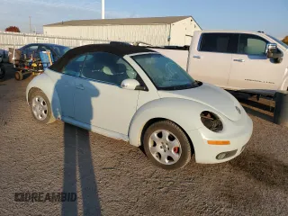2006 Volkswagen Beetle with VIN 3VWRF21Y36M305470, listed as a Copart auction lot 76891534 with 284,610 mi miles and Salvage Title. Bid and sale history available at DreamBid. Image 4.