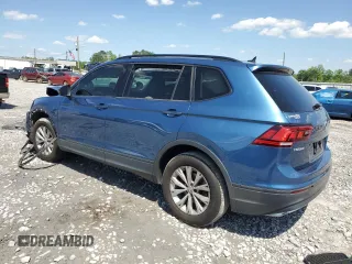 2020 Volkswagen Tiguan S with VIN 3VV1B7AX6LM137823, listed as a Copart auction lot 52152295 with Not provided miles and Salvage title. Bid and sale history available at DreamBid. Image 2.