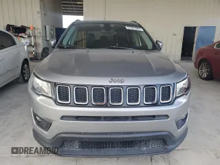 2019 Jeep Compass Altitude with VIN 3C4NJDBB3KT599863, listed as a Copart auction lot 57561965 with 72,482 mi miles and Salvage title. Bid and sale history available at DreamBid. Image 5.