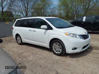 2011 Toyota Sienna XLE AAS с VIN 5TDYK3DC2BS082560, выставлен на аукционе IAAI как лот 42167800 с пробегом 181 408 миль миль и . История ставок и продаж доступна на DreamBid. Изображение 1.