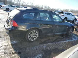 2011 BMW 3 Series 328i xDrive with VIN WBAUU3C58BA541418, listed as a Copart auction lot 88793695 with 168,419 mi miles and Salvage Title. Bid and sale history available at DreamBid. Image 3.