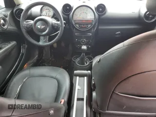 2014 MINI Countryman z VIN WMWZB3C56EWM32118, wystawiony jako Copart lot #59548875 z przebiegiem 103 833 mil mil oraz Szkoda całkowita • Salvage title. Historia ofert i sprzedaży dostępna na DreamBid. Obrazek 8.