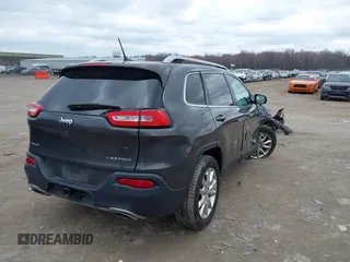2015 Jeep Cherokee Limited with VIN 1C4PJMDS5FW587879, listed as a IAAI auction lot 41864622 with 143,843 mi miles. Bid and sale history available at carsss.com. Image 4.