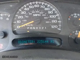2006 Chevrolet Silverado 1500 LT1 with VIN 2GCEK13T761140183, listed as a IAAI auction lot 41760307 with 225,644 mi miles. Bid and sale history available at carsss.com. Image 7.
