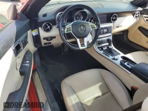 2014 Mercedes-Benz SLK 250 z VIN WDDPK4HA2EF088590, wystawiony jako Copart lot #75963374 z przebiegiem 82 299 mil mil oraz Szkoda całkowita • Salvage title. Historia ofert i sprzedaży dostępna na DreamBid. Obrazek 8.