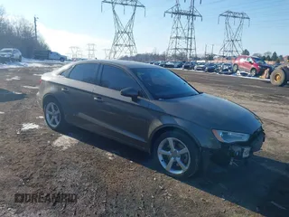 2015 Audi A3 Premium z VIN WAUBFGFF4F1122310, wystawiony jako IAAI lot #41418423 z przebiegiem 78 001 mil mil oraz . Historia ofert i sprzedaży dostępna na DreamBid. Obrazek 1.