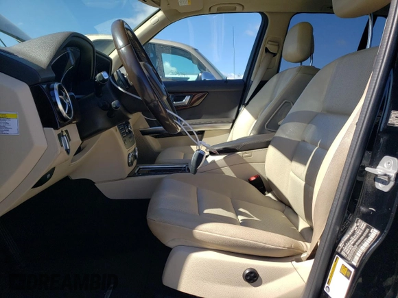 2013 Mercedes-Benz GLK 250 with VIN WDCGG0EB5DG151590, listed as a Copart auction lot 46659995 with 84,391 mi miles and Salvage Title. Bid and sale history available at DreamBid. Image 7.