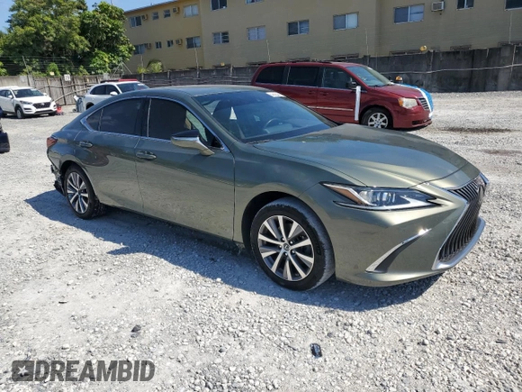 2021 Lexus ES with VIN 58ADZ1B15MU095077, listed as a Copart auction lot 52925445 with 41,635 mi miles and Non Repairable. Bid and sale history available at carsss.com. Image 4.