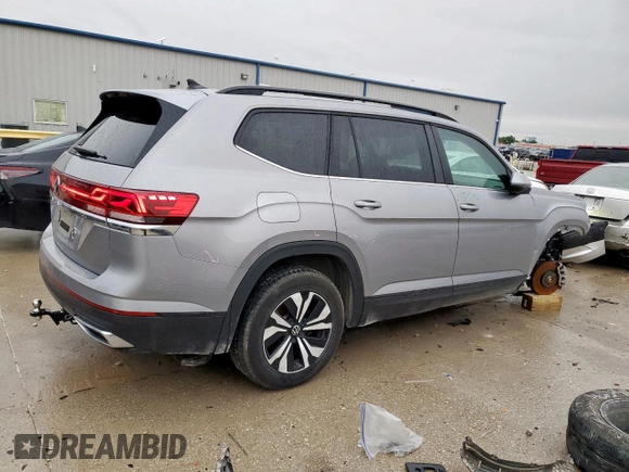 2024 Volkswagen Atlas SE z VIN 1V2DR2CA1RC527966, wystawiony jako Copart lot #55614245 z przebiegiem 38 734 mil mil oraz Szkoda całkowita • Salvage title. Historia ofert i sprzedaży dostępna na DreamBid. Obrazek 3.