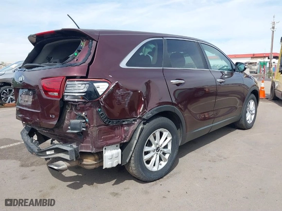 2019 Kia Sorento LX V6 with VIN 5XYPG4A52KG482706, listed as a IAAI auction lot 41755018 with NaN miles. Bid and sale history available at carsss.com. Image 4.