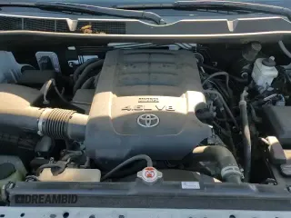 2019 Toyota Tundra SR с VIN 5TFUM5F10KX079800, выставлен на аукционе Copart как лот 81719915 с пробегом 94 928 миль миль и Списание • Salvage title. История ставок и продаж доступна на DreamBid. Изображение 13.
