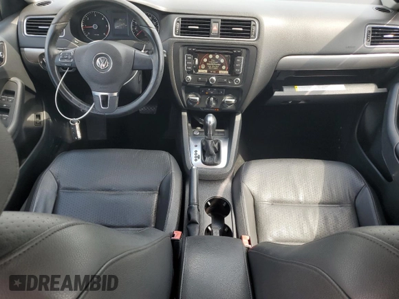 2014 Volkswagen Jetta TDI w/Premium with VIN 3VWLL7AJ7EM436916, listed as a Copart auction lot 58238385 with 103,265 mi miles and Salvage title. Bid and sale history available at DreamBid. Image 8.