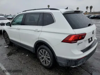 2018 Volkswagen Tiguan SEL with VIN 3VV3B7AX0JM207578, listed as a Copart auction lot 47988505 with 150,664 mi miles and Salvage Title. Bid and sale history available at carsss.com. Image 2.