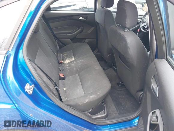 2018 Ford Focus SE z VIN 1FADP3F25JL255840, wystawiony jako IAAI lot #41852913 z przebiegiem 64 010 mil mil oraz . Historia ofert i sprzedaży dostępna na DreamBid. Obrazek 8.