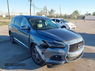 2019 Infiniti QX60 LUXE with VIN 5N1DL0MN1KC520817, listed as a IAAI auction lot 40931500 with 62,926 mi miles. Bid and sale history available at carsss.com. Image 6.