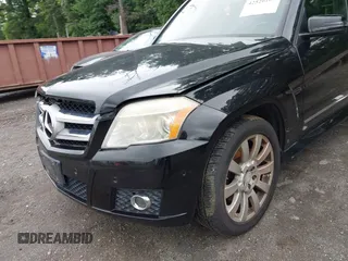 2010 Mercedes-Benz GLK 350 z VIN WDCGG8HB6AF516211, wystawiony jako IAAI lot #42526109 z przebiegiem 238 222 mil mil oraz . Historia ofert i sprzedaży dostępna na DreamBid. Obrazek 6.