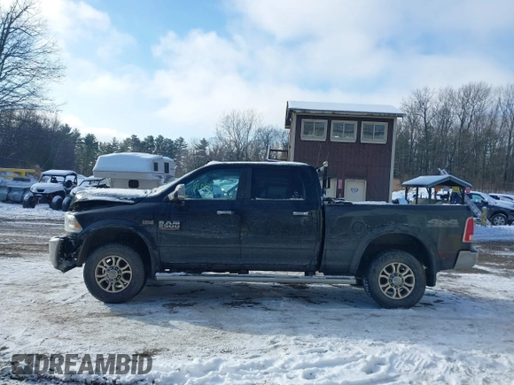 2018 Ram 2500 Laramie with VIN 3C6UR5FJXJG253495, listed as a IAAI auction lot 41084906 with 82,614 mi miles. Bid and sale history available at carsss.com. Image 14.