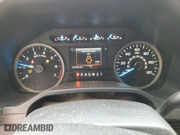 2016 Ford F-150 XLT with VIN 1FTFX1EF6GFD16440, listed as a Copart auction lot 49329365 with 122,704 mi miles and Salvage Title. Bid and sale history available at carsss.com. Image 9.
