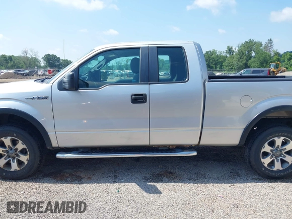 2013 Ford F-150 XL with VIN 1FTFX1EF5DKG43334, listed as a IAAI auction lot 42664129 with 215,465 mi miles and . Bid and sale history available at DreamBid. Image 14.