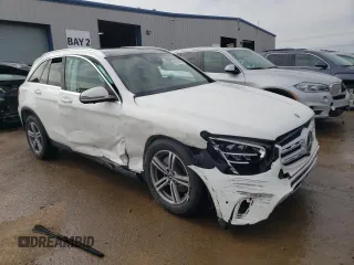 2022 Mercedes-Benz GLC 300 with VIN W1N0G8EB8NV352072, listed as a Copart auction lot 46617695 with 32,124 mi miles and Salvage Title. Bid and sale history available at DreamBid. Image 4.