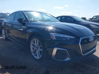 2024 Audi A5 Sportback S line Premium Plus z VIN WAUFACF59RA052310, wystawiony jako IAAI lot #42249511 z przebiegiem 26 515 mil mil oraz . Historia ofert i sprzedaży dostępna na DreamBid. Obrazek 1.