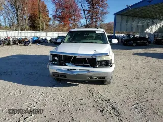 2003 Chevrolet Suburban LT with VIN 3GNFK16Z33G218425, listed as a Copart auction lot 81138144 with 246,985 mi miles and Salvage title. Bid and sale history available at DreamBid. Image 11.