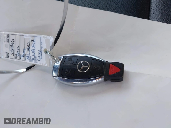 2013 Mercedes-Benz M ML 350 with VIN 4JGDA5HB9DA235137, listed as a IAAI auction lot 42018748 with 140,837 mi miles. Bid and sale history available at carsss.com. Image 11.