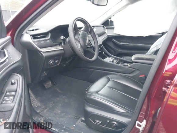 2023 Jeep Grand Cherokee Limited z VIN 1C4RJKBG6P8810318, wystawiony jako IAAI lot #41519714 z przebiegiem 56 777 mil mil oraz . Historia ofert i sprzedaży dostępna na DreamBid. Obrazek 5.