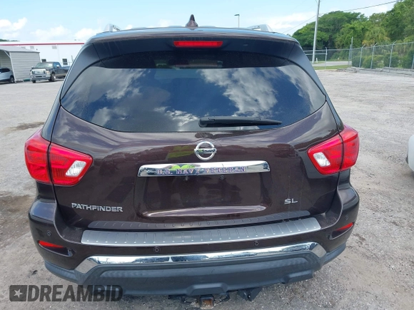 2019 Nissan Pathfinder SL z VIN 5N1DR2MN3KC581063, wystawiony jako IAAI lot #42311710 z przebiegiem 142 252 mil mil oraz . Historia ofert i sprzedaży dostępna na DreamBid. Obrazek 16.