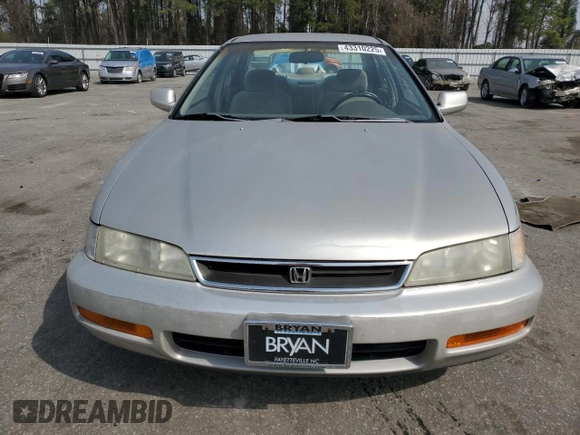 1997 Honda Accord LX with VIN 1HGCD5630VA006092, listed as a Copart auction lot 43310225 with 129,048 mi miles and Salvage Title. Bid and sale history available at carsss.com. Image 5.