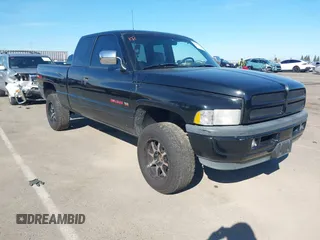 1997 Dodge 1500 with VIN 3B7HF13Y3VG791829, listed as a IAAI auction lot 41699532 with 152,603 mi miles. Bid and sale history available at carsss.com. Image 1.